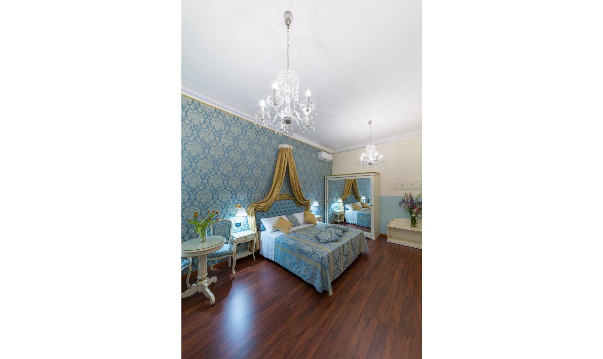 Friendly - Luxury In Venedig