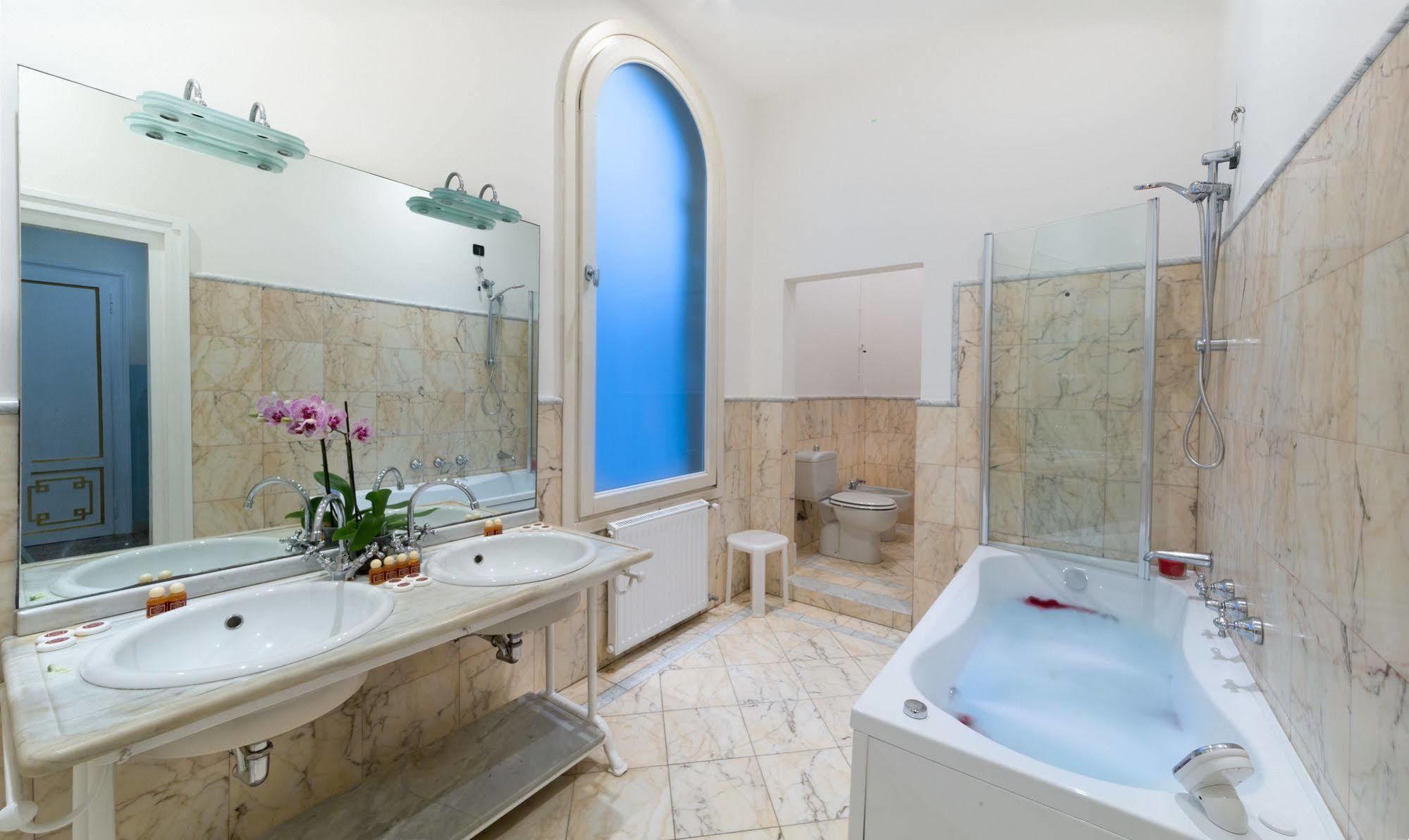 Friendly - Luxury In Venedig